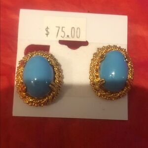 Vintage Elegant Gold and Blue Earrings